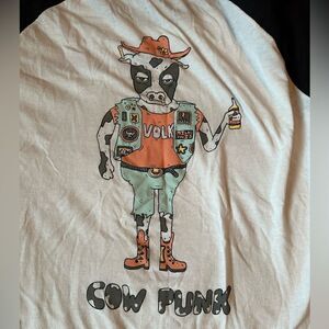 Volk, cowboy punk concert T-shirt – men’s extra large – Raglan styled T-shirt